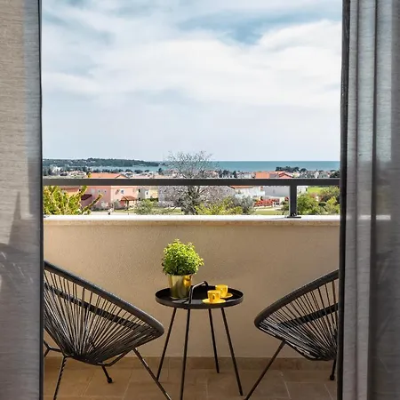Belvedere Holidays Novigrad Istria Extérieur photo